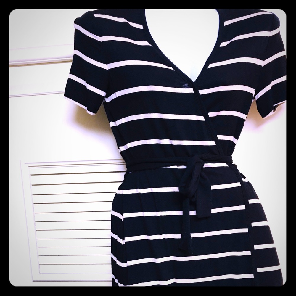 Calvin Klein black/white Wrap Dress sz4
